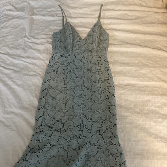 Park + Fifth Co Dress - Picture 2 of 12